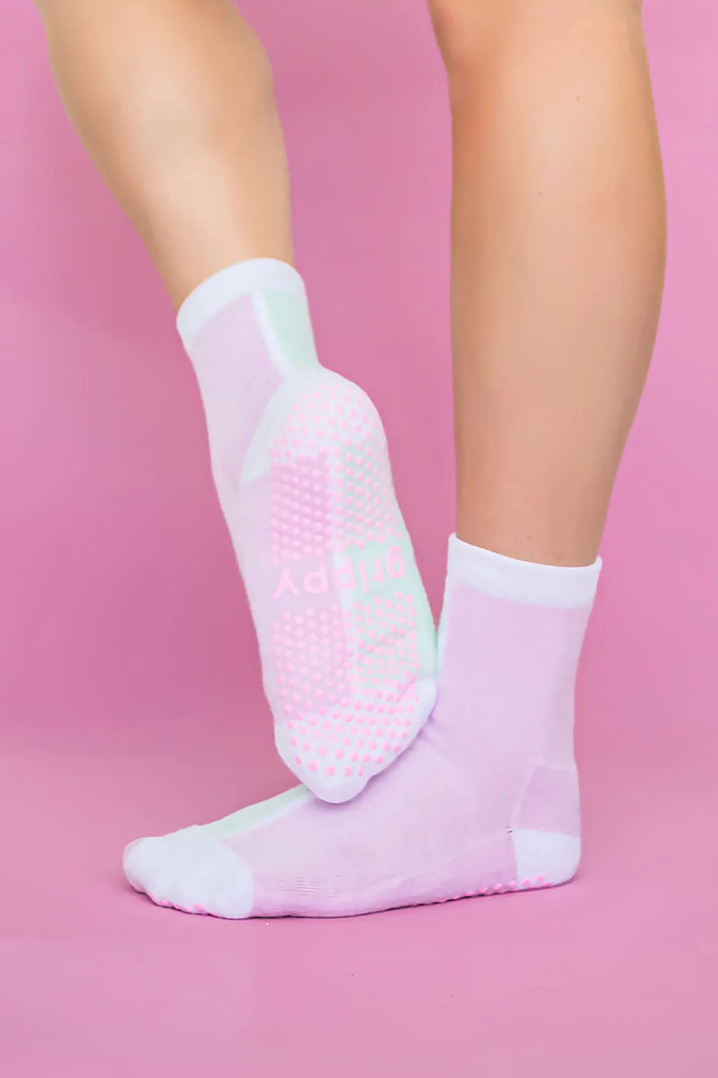 Splits Grippy Socks