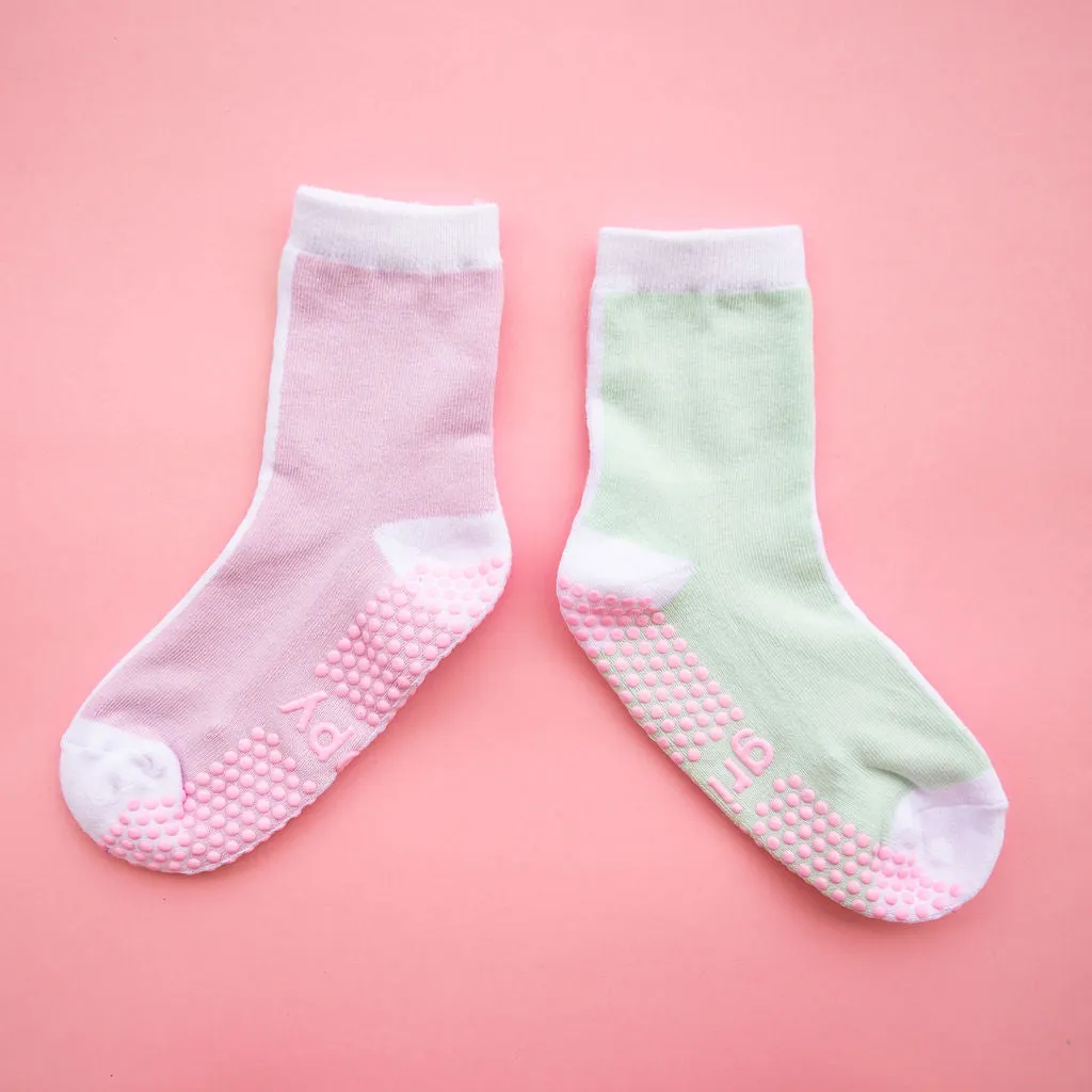 Splits Grippy Socks